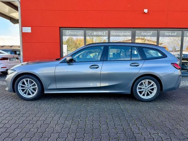 BMW 320 320d Touring xDrive