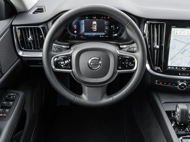 Volvo V60 Cross Country AWD Plus