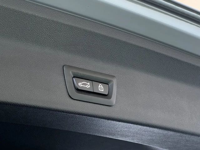 BMW X3 40d adapLED RFK AHK HiFi Keyless