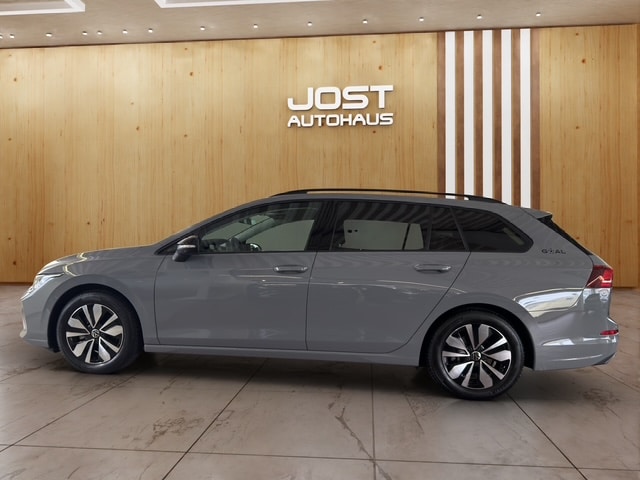 Volkswagen Golf 1.5 eTSI DSG Golf VIII Variant