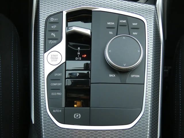 BMW 320 320i M-Sport Touring