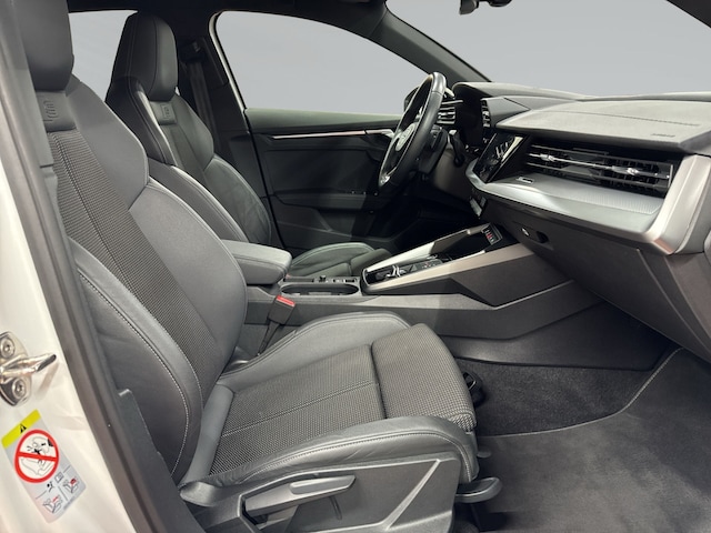 Audi A3 35 TDI S-Line S-Tronic Sedan