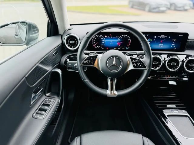 Mercedes-Benz A 180 Progressive