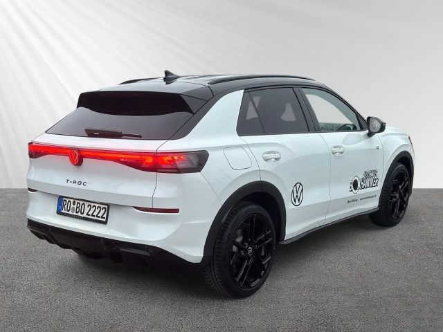 Volkswagen T-Roc 1.5 eTSI DSG R-Line