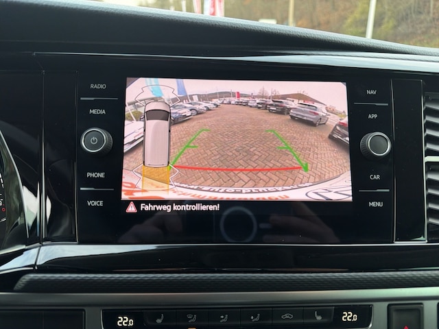 Volkswagen Caravelle 2.0 TDI Lang T6