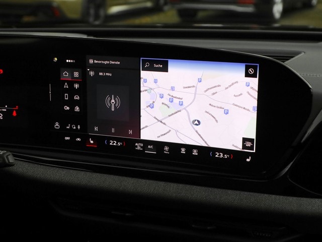 Audi A6 Avant Quattro S-Tronic