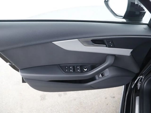 Audi A4 40 TFSI Quattro S-Tronic