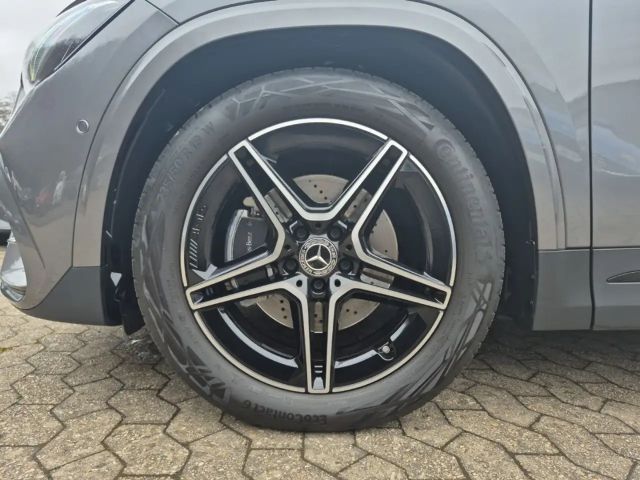 Mercedes-Benz GLA 200 AMG Line GLA 200 d