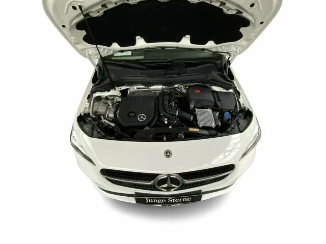 Mercedes-Benz B 200 W-Paket PDC SHZ LED SpurH el.Heck LM AUT