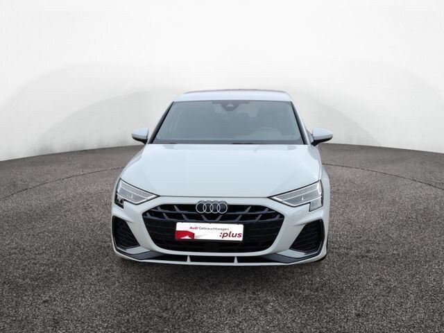 Audi A3 30 TFSI S-Line S-Tronic Sedan