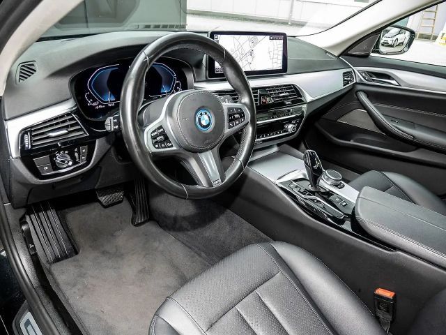 BMW 530 530e Touring