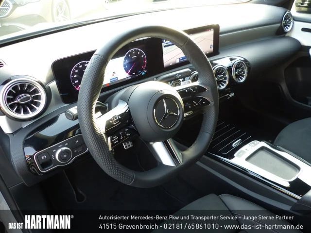 Mercedes-Benz A 200 AMG Line