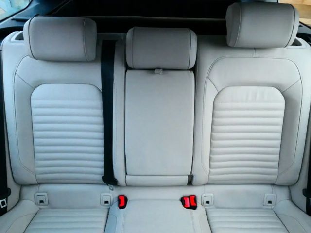 Volkswagen Passat Business Variant