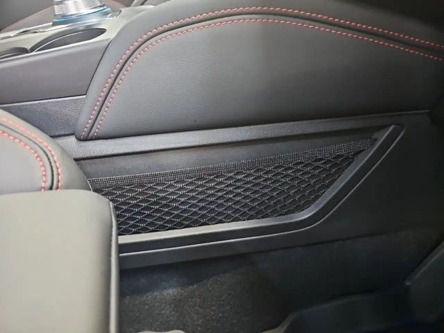 Ford Kuga Plug in Hybrid ST Line X