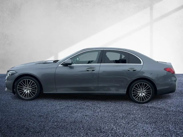 Mercedes-Benz C 220 4MATIC C 220 d Sedan