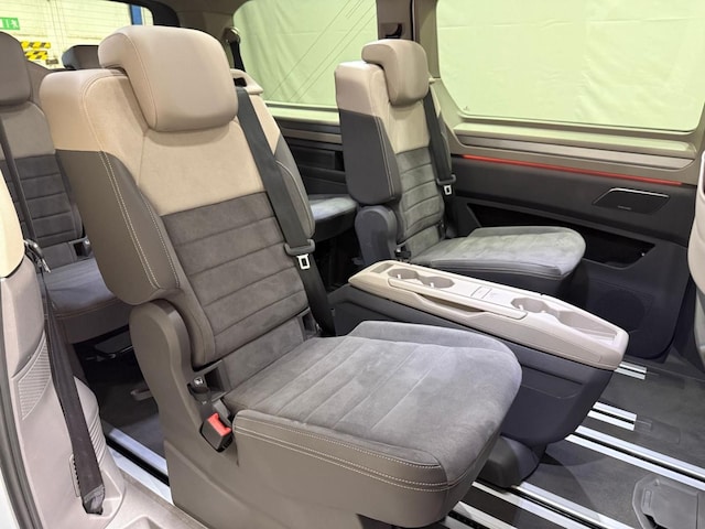 Volkswagen Multivan 2.0 TDI DSG Lang Style