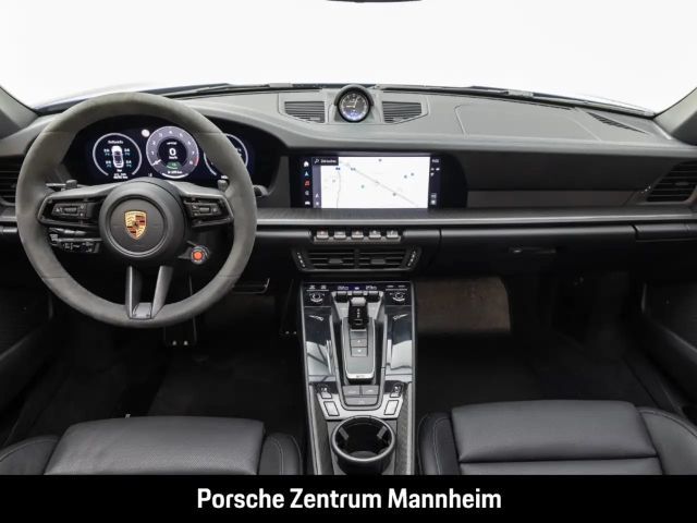 Porsche 992 Cabrio Carrera GTS