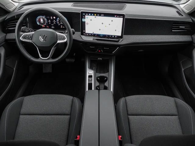 Volkswagen Passat 1.5 eTSI DSG Variant