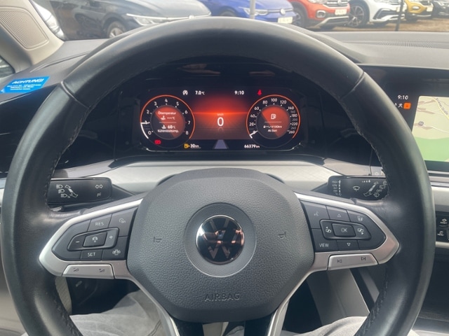 Volkswagen Golf 1.0 TSI Golf VIII Variant