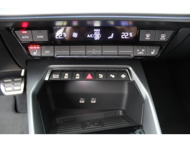 Audi RS3 Quattro S-Tronic Sedan Sportback