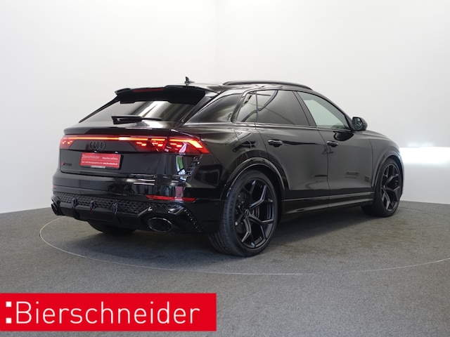 Audi RS Q8 Performance Quattro