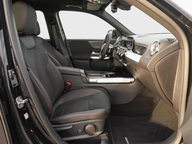 Mercedes-Benz GLB 220 4MATIC AMG Line GLB 220 d