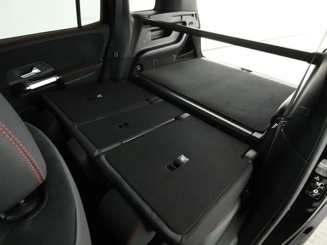 Mercedes-Benz GLB 200 AMG Line