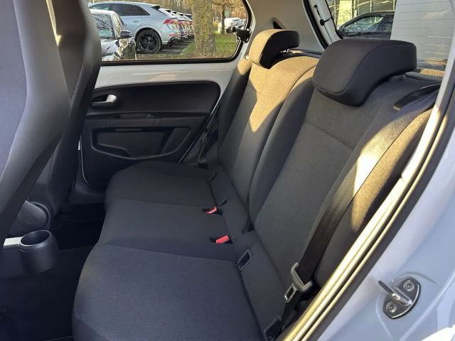 Volkswagen e-up! Plus Style