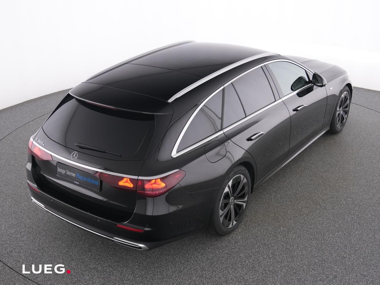 Mercedes-Benz E 300 AVANTGARDE Estate