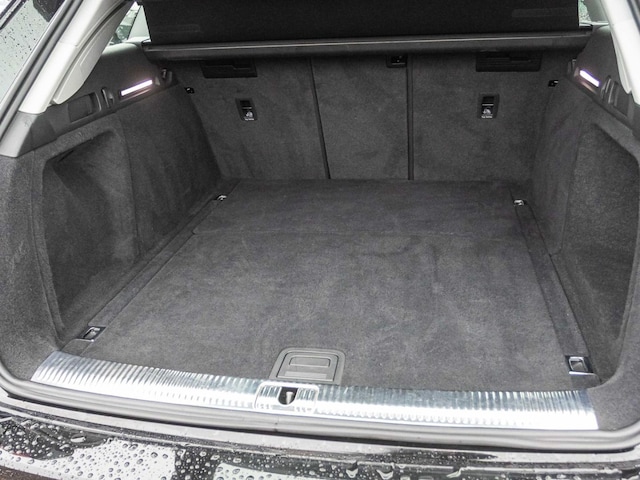 Audi A4 40 TFSI Avant S-Tronic