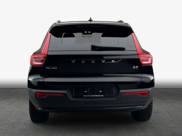 Volvo XC40 Dark Plus