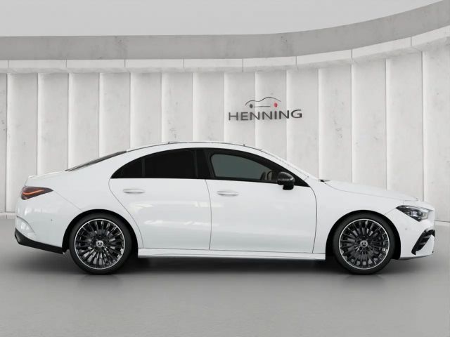 Mercedes-Benz CLA 200 AMG Line Coupé Premium