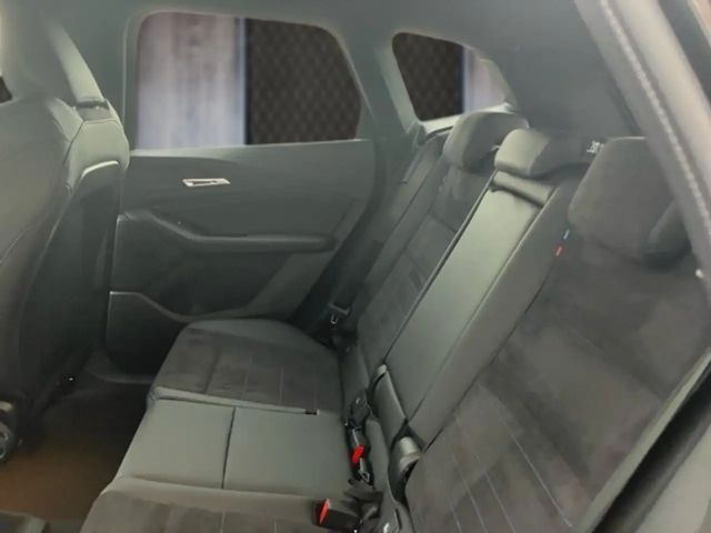 BMW 218 218i Active Tourer Sedan