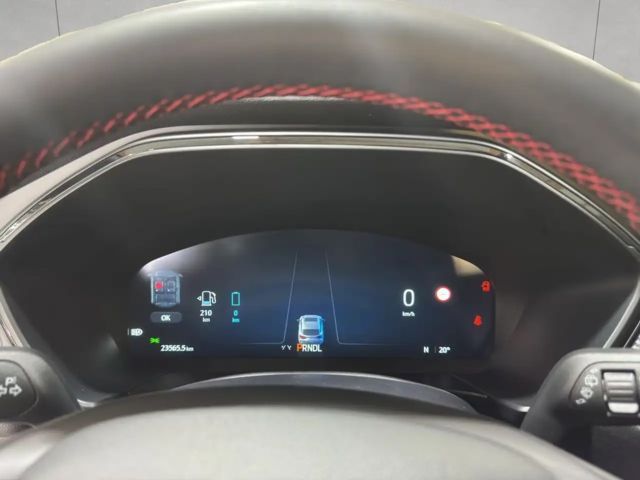 Ford Kuga Plug in Hybrid ST Line X