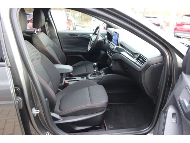 Ford Focus ST Line Wagon