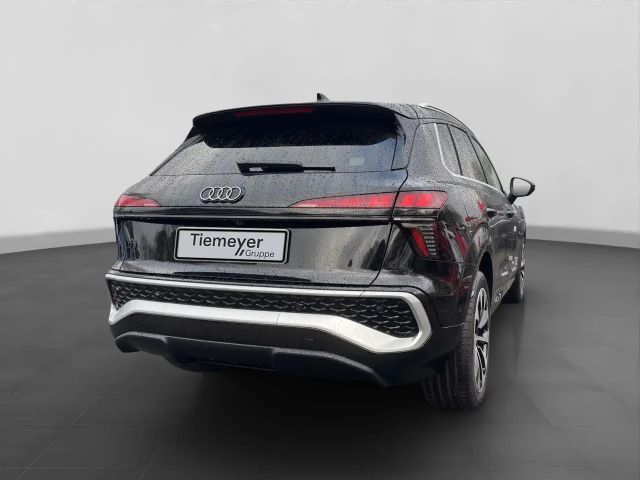 Audi Q3 S-Line S-Tronic