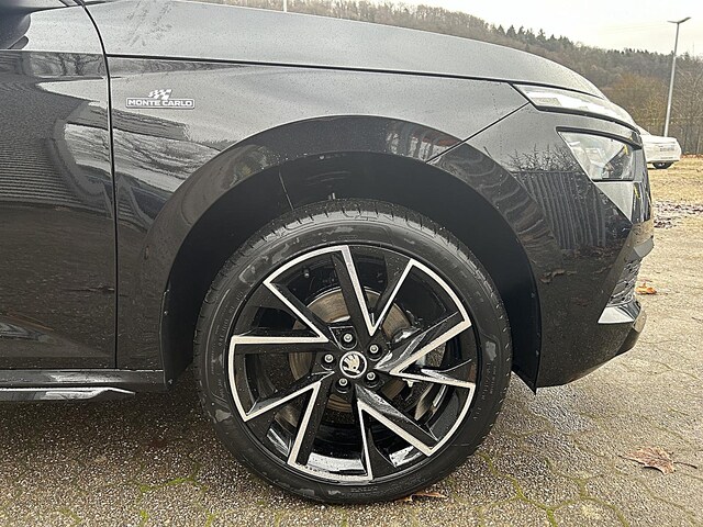 Skoda Kamiq 1.0 TSI Monte Carlo