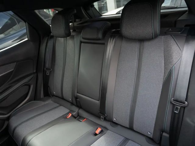 Peugeot 3008 Allure Pack EAT8 PureTech