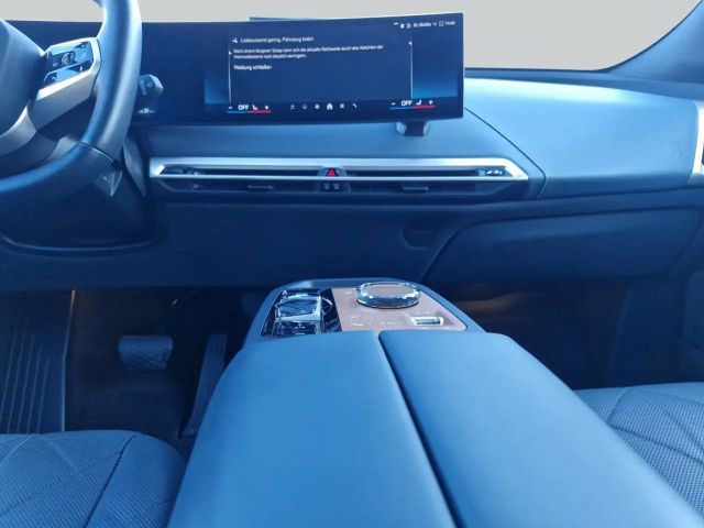 BMW iX xDrive40