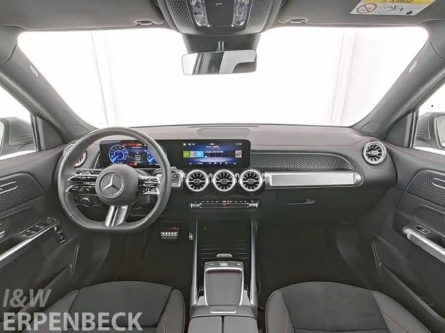 Mercedes-Benz EQB 300 4MATIC AMG Line