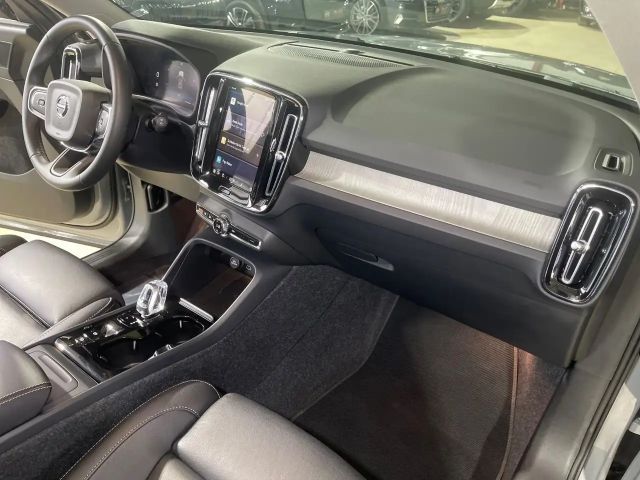 Volvo XC40 Dark Ultra