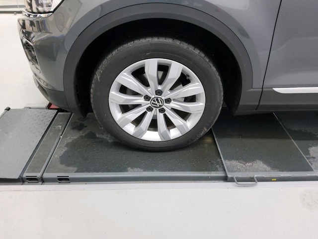 Volkswagen T-Roc 1.5 TSI DSG Sport