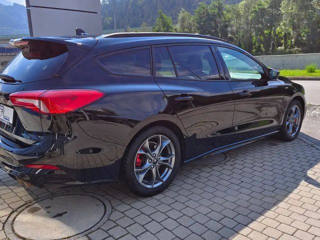 Ford Focus ST Line