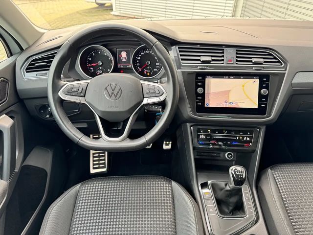 Volkswagen Tiguan 1.5 TSI IQ.Drive