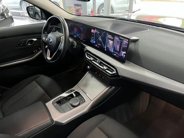 BMW 320 320d Touring xDrive