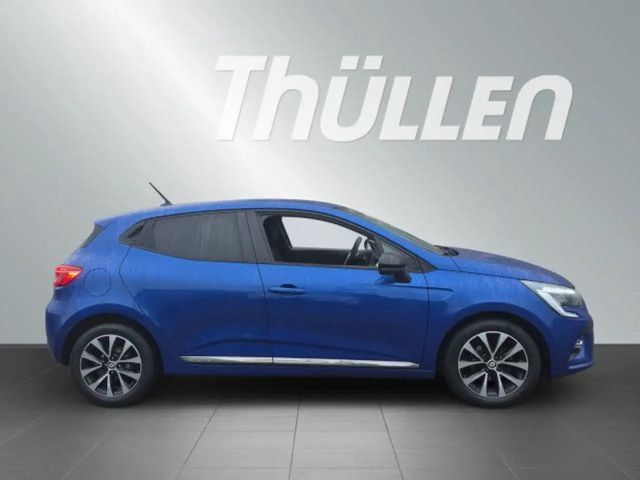 Renault Clio Business Line E-Tech