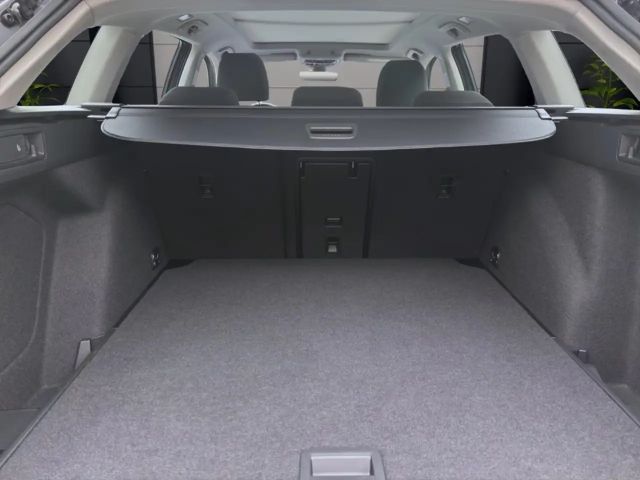 Volkswagen Golf 1.0 TSI IQ.Drive Life Variant