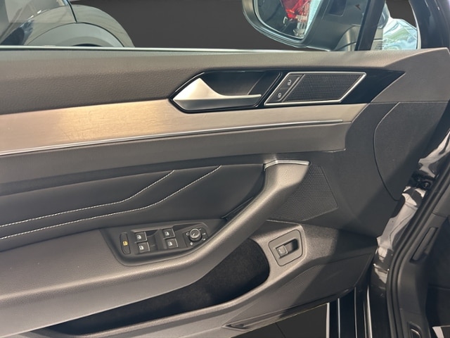 Volkswagen Passat 2.0 TSI DSG R-Line Variant