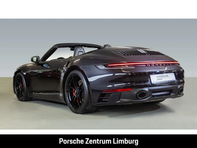 Porsche 992 Cabrio Carrera GTS
