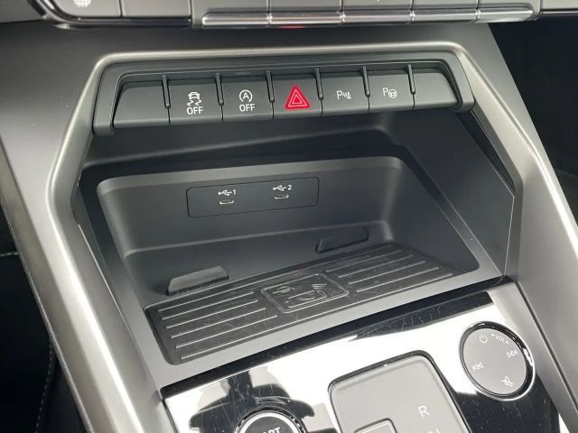 Audi A3 30 TFSI Sedan